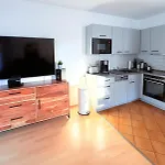 Strandresidenz Juliusruh 4 - Grosser Balkon 아파트 브리게